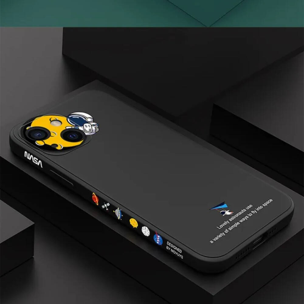 Kryt Xiaomi Redmi 12 4G Astronaut NASA černý