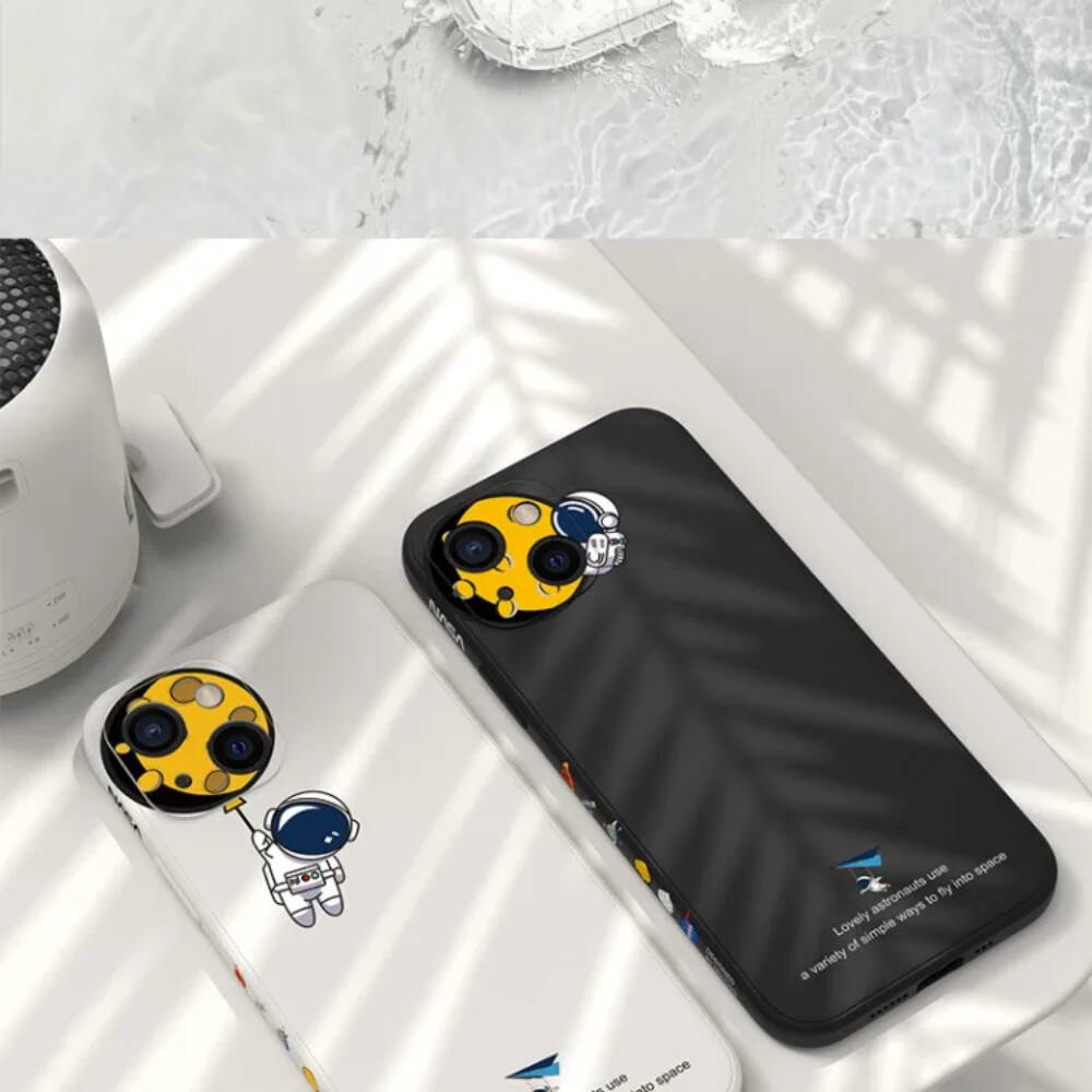 Kryt Samsung Galaxy S20 FE Astronaut NASA černý