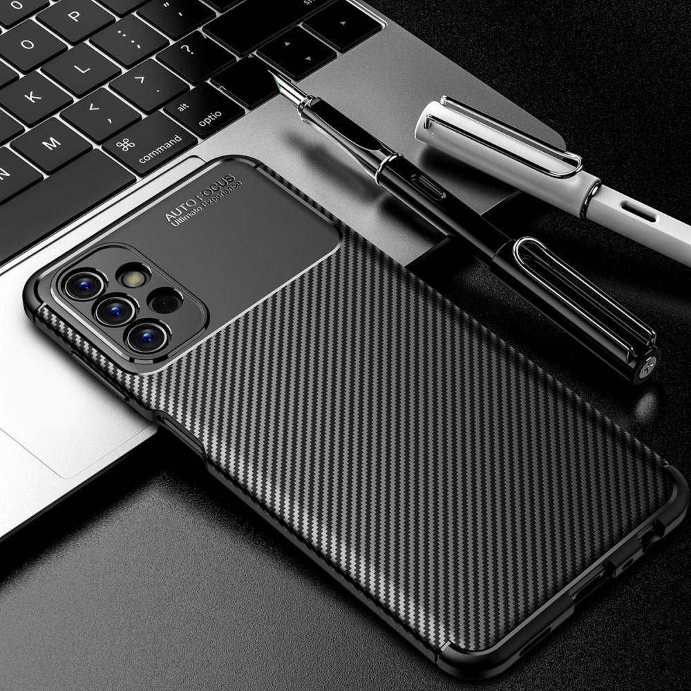 Kryt Samsung Galaxy A13 4G Armored Shockproof Carbon Fiber černý