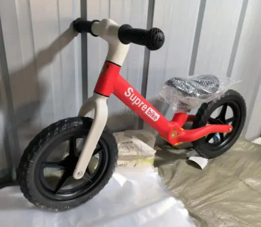Dětské odrážedlo 2 kola červené