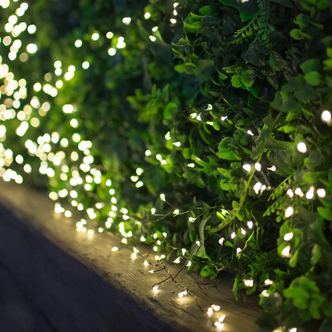Solární světelný řetěz 10m 100 LED teplá bílá